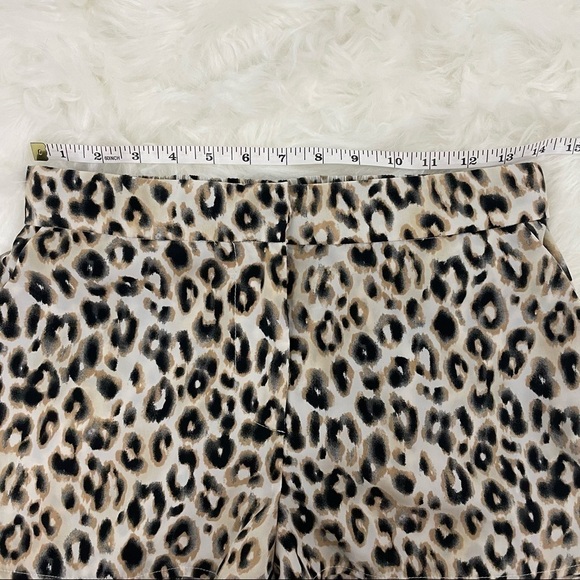 Glassons Leopard Print Shorts, Size 8 - Picture 3 of 6